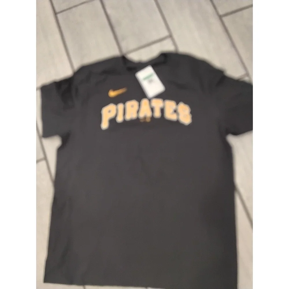 Nike Pittsburgh Pirates Andrew McCutchen 22  Black T-Shirt N199-00A-PT9-009 XL